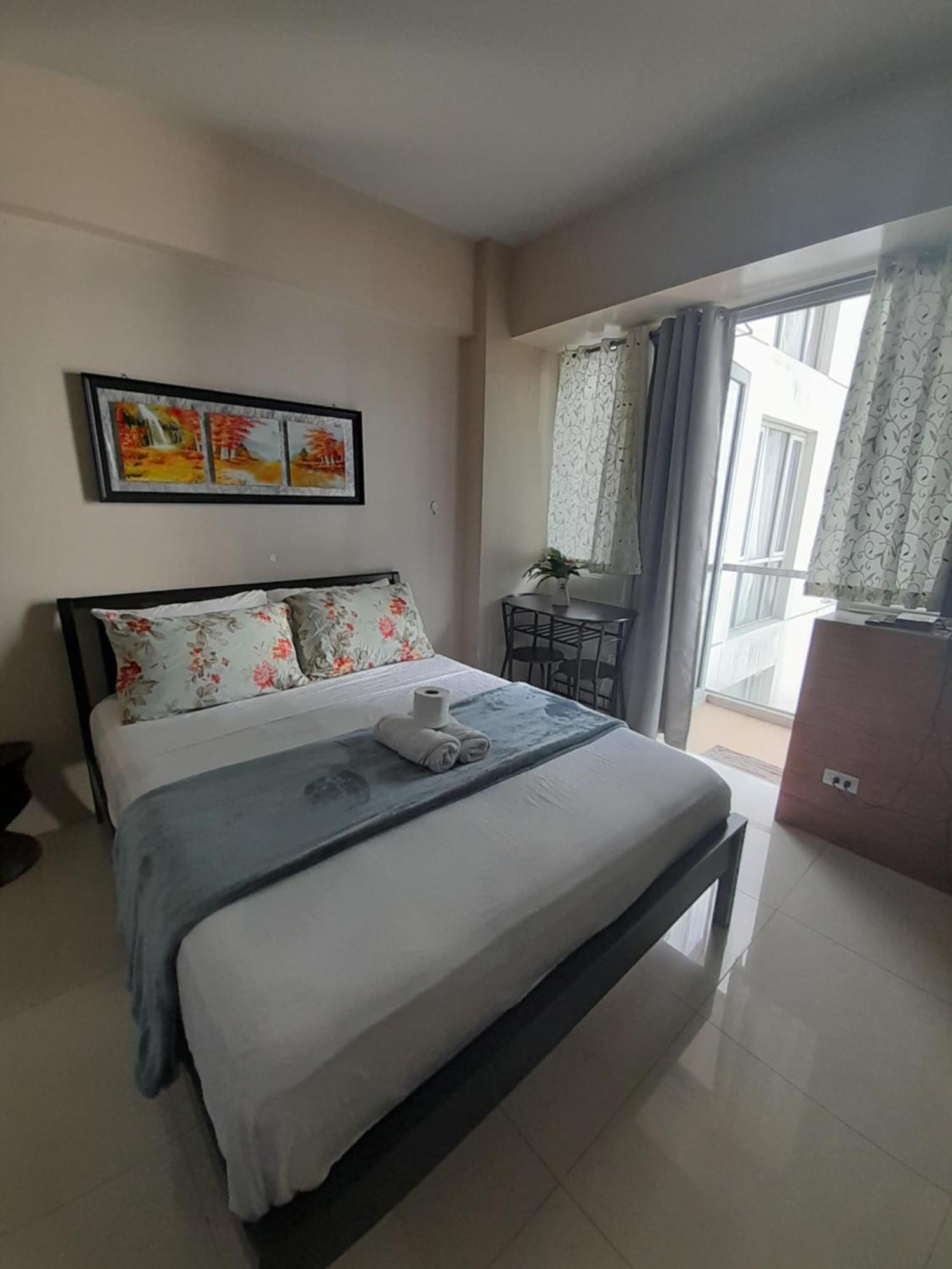 One Palm Tree Villas-Kenzie Place Terminal 3 Airport Manila Eksteriør bilde